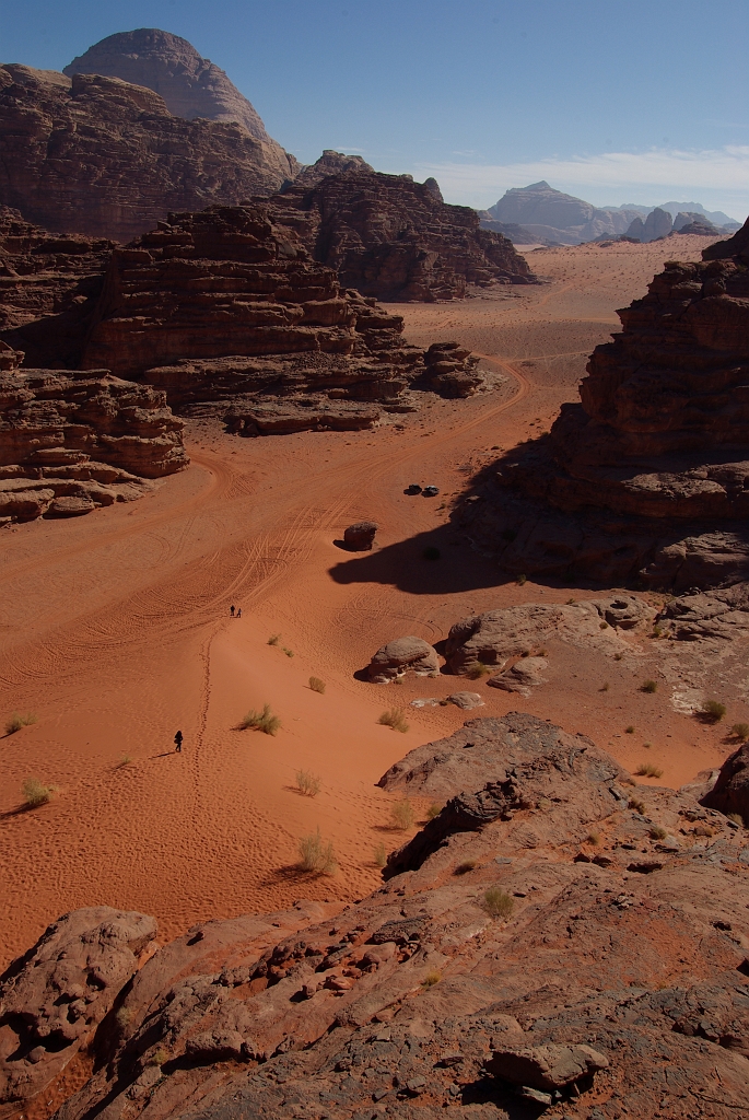 IMGPb1131.jpg - Wadi Rum -- down