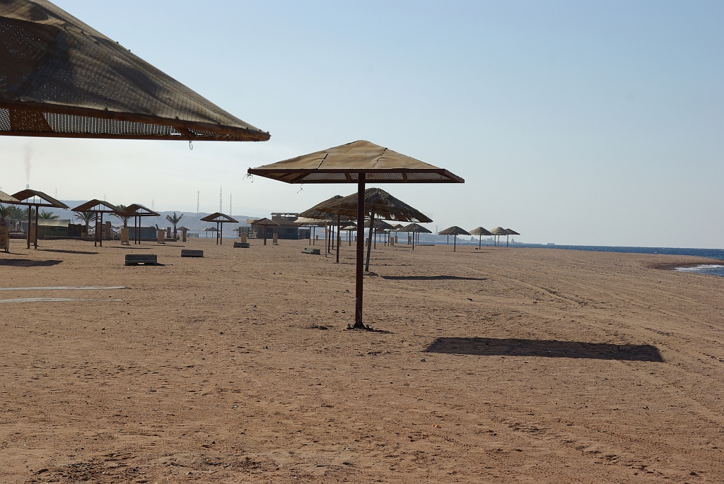 IMGPb1234.JPG - Low season at the Bay of Aqaba